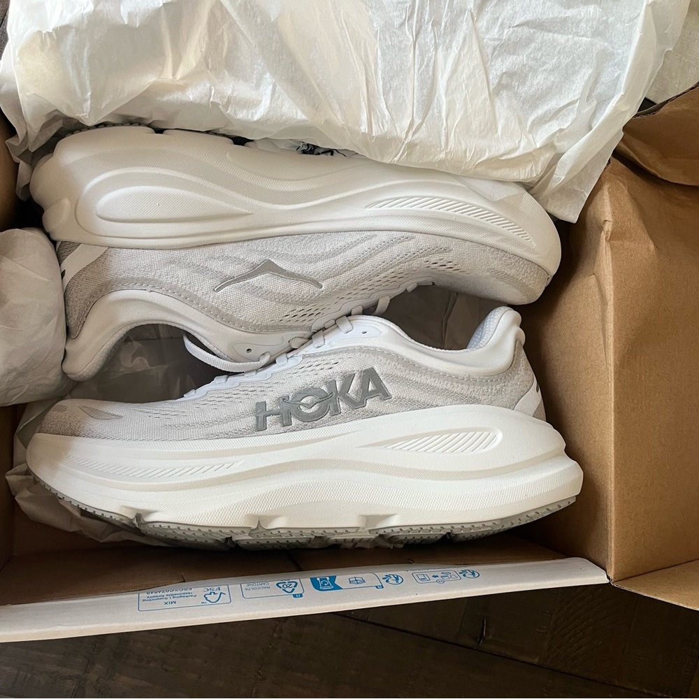 Women’s Hoka Bondi 9 NWT